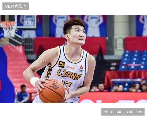 孙铭徽组织能力依旧顶尖，但季后赛高强度下失误率同样有所增加。